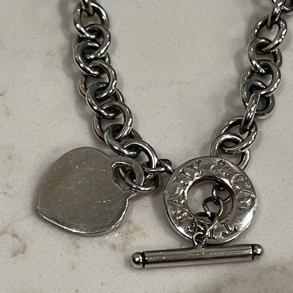 Tiffany & Co. Silver Heart Tag Toggle Necklace on Blue - Picture 3 of 10